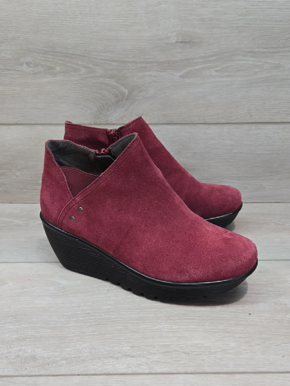 Skechers Women Memory Foam Burgundy Suede Wedge Ankle Boots Shoes Sz 8